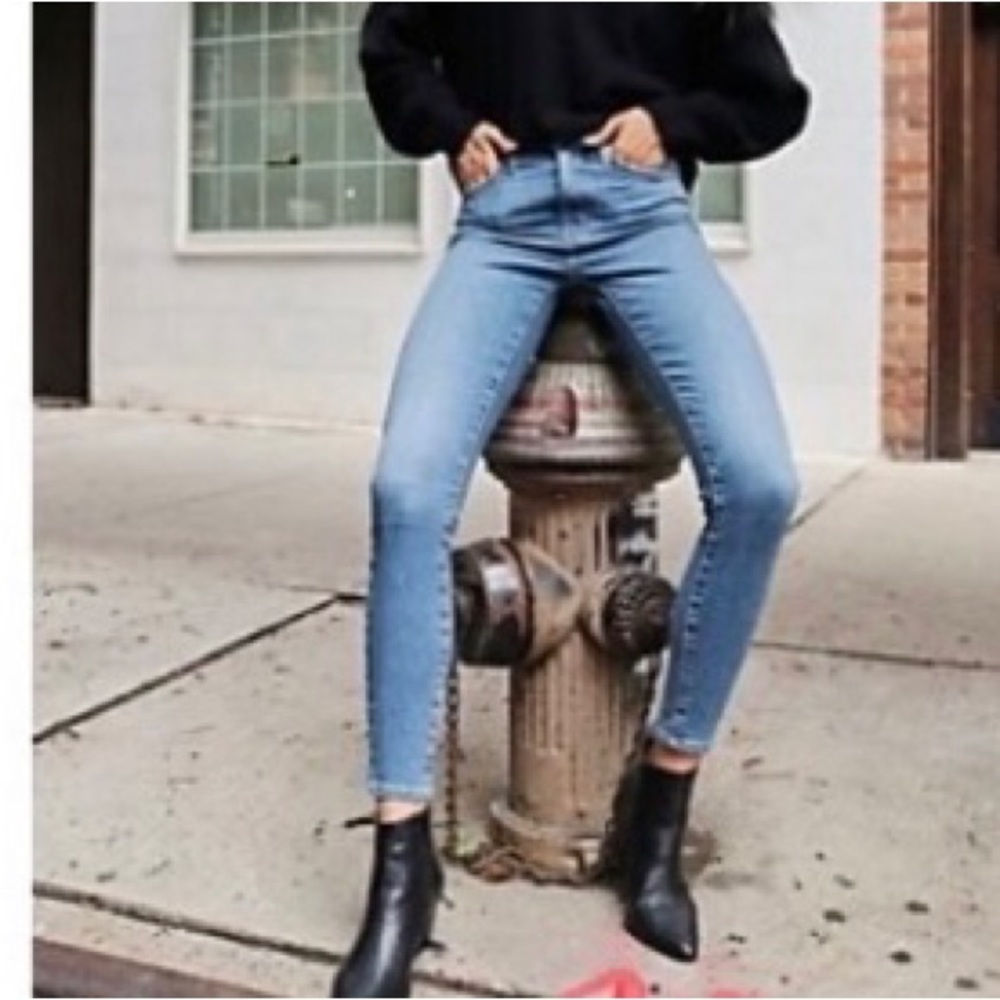 Levi’s Mile High Super Skinny Jeans